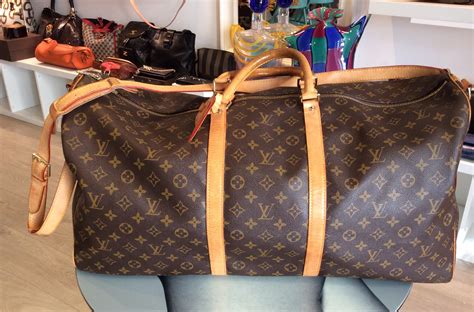 borsa louis vuitton monet prezzo|louis vuitton pre owned.